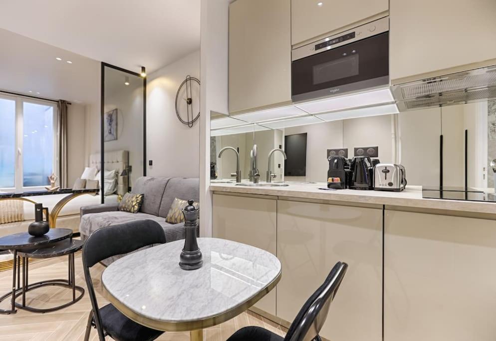 Magnifique Appartement Magenta باريس المظهر الخارجي الصورة